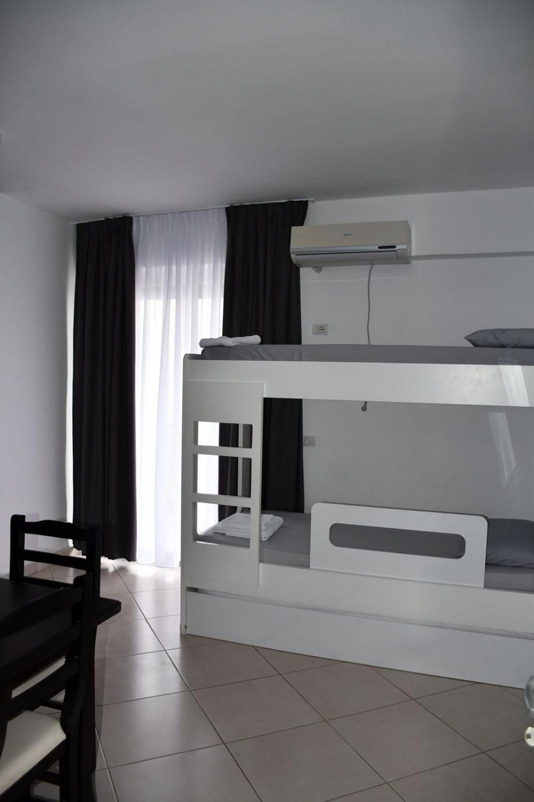 Shengjin Apartamente Antoni Exteriér fotografie